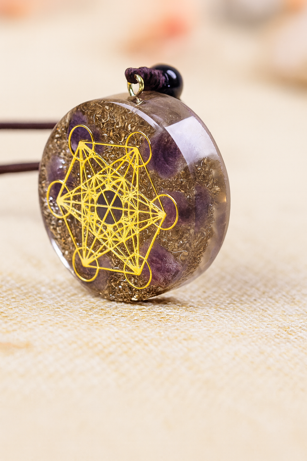 Natural Amethyst Orgone Pendant Necklace Women Mixed Crystal Chip Stone Adjustable Healing Energy Jewelry