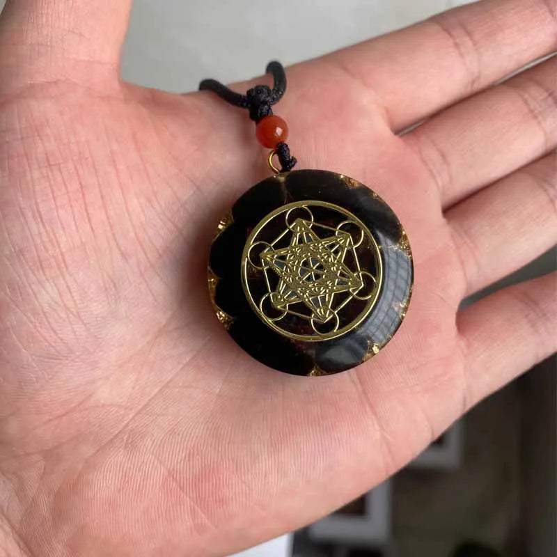 Quartz Natural Stone Orgone Pendant Necklace Men Women Healing Round Crystal Resin Necklaces Reiki Jewelry