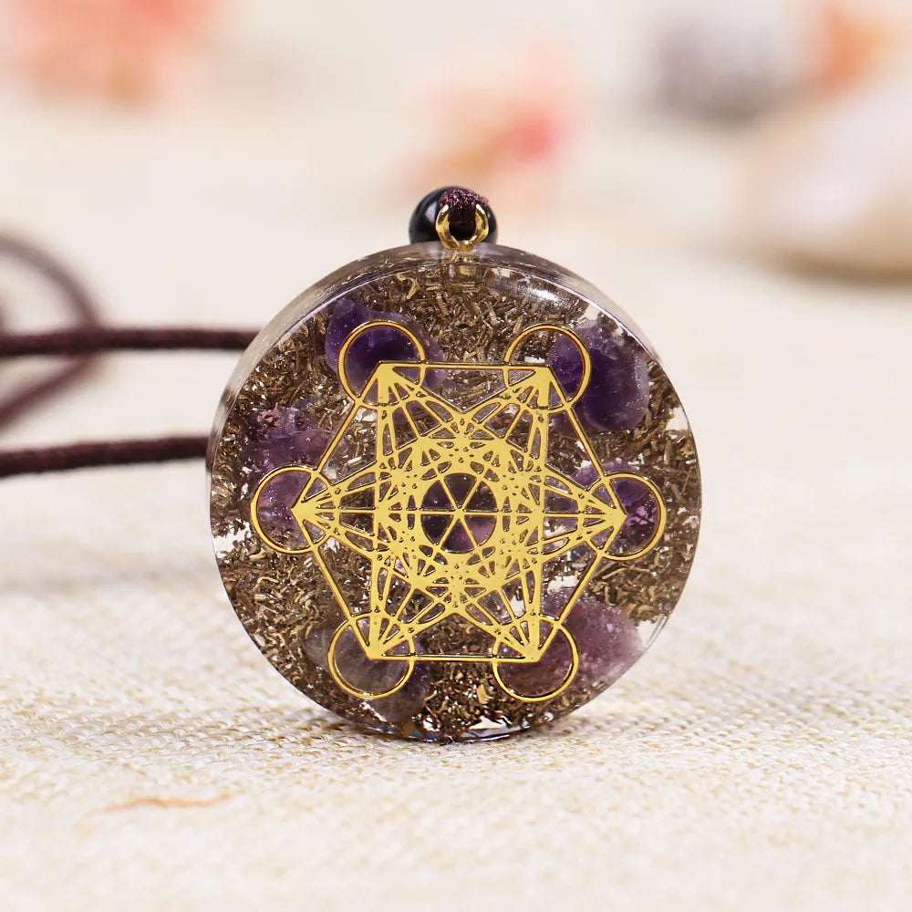 Natural Amethyst Orgone Pendant Necklace Women Mixed Crystal Chip Stone Adjustable Healing Energy Jewelry