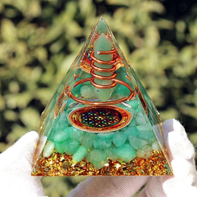 Green Dongling Orgonite Pyramid Natural Stone Orgone Pyramid Healing Reiki Chakra Energy Generator Lucky Stone