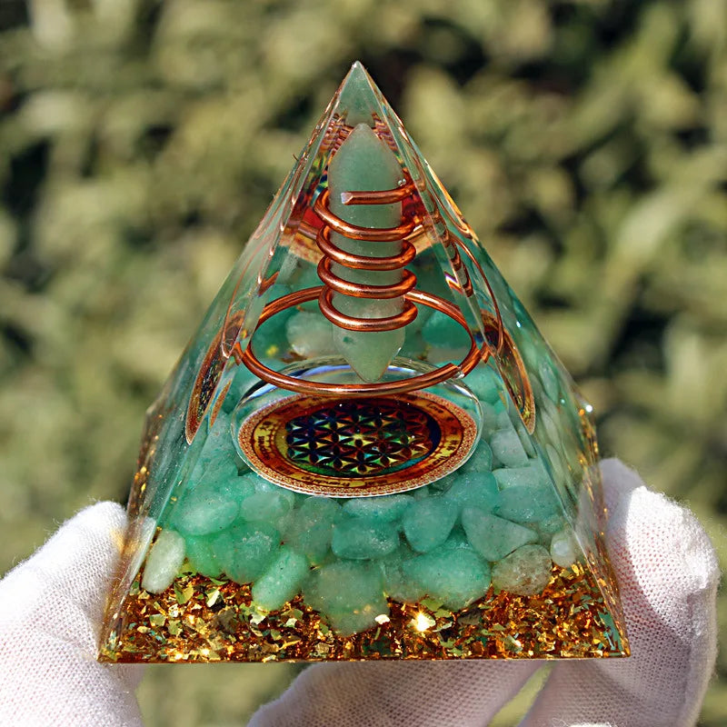 Green Dongling Orgonite Pyramid Natural Stone Orgone Pyramid Healing Reiki Chakra Energy Generator Lucky Stone