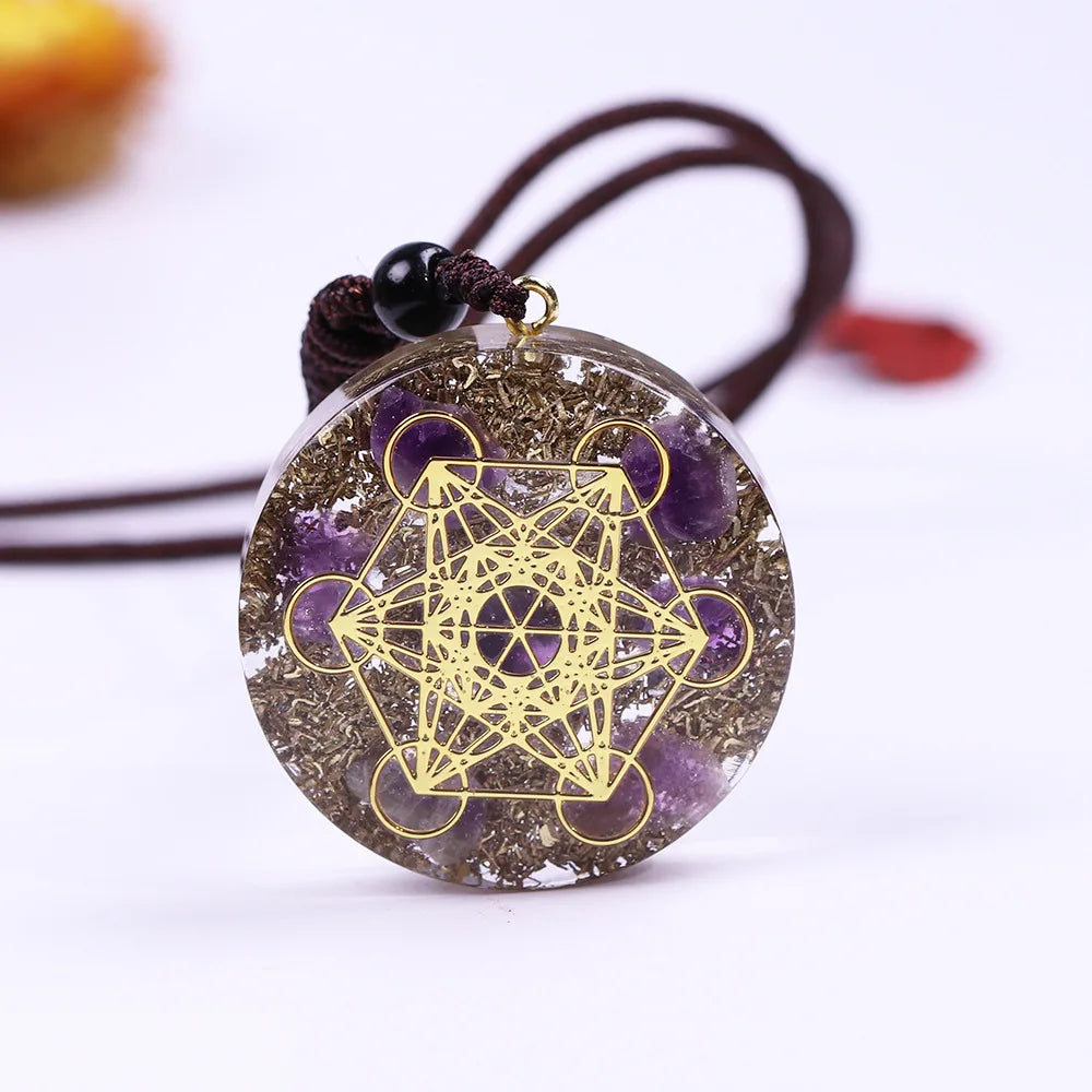 Natural Amethyst Orgone Pendant Necklace Women Mixed Crystal Chip Stone Adjustable Healing Energy Jewelry